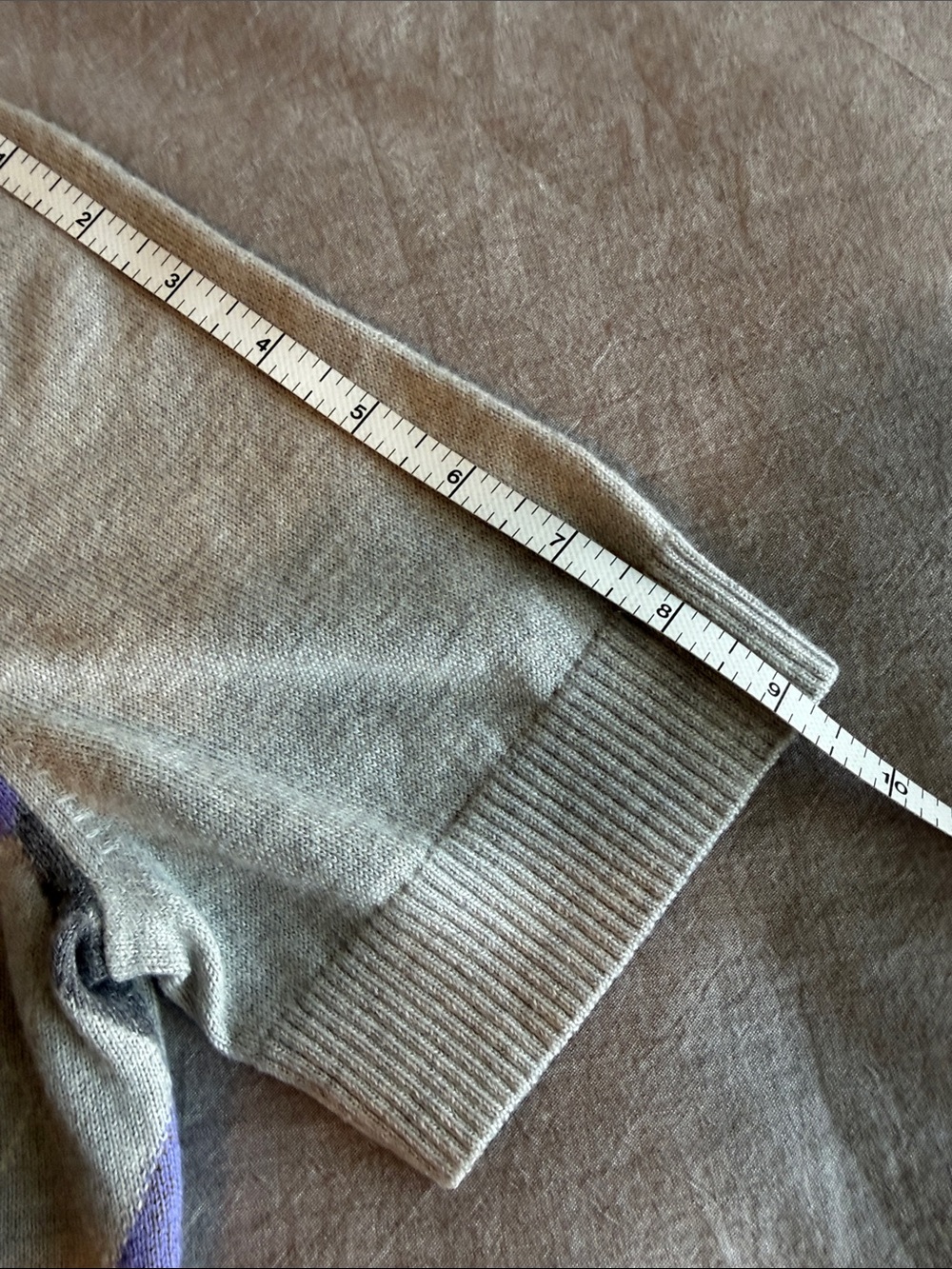 Banana Republic Gray & Lavender Argyle Crewneck Shortsleeved Merino Wool Sweater - Picture 6 of 10
